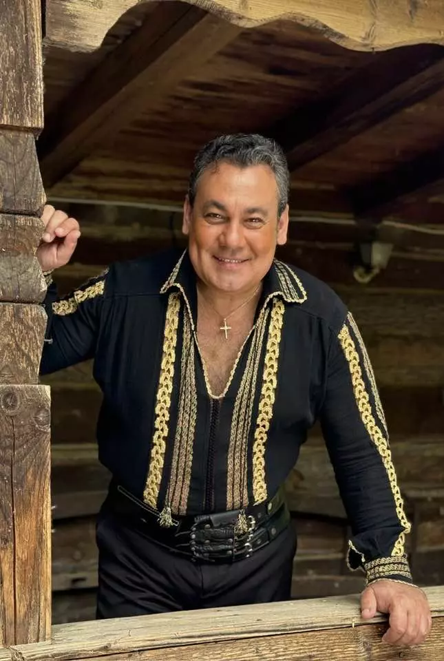 Ionuț Dolănescu (1)