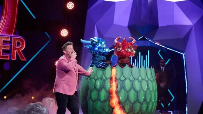 ecaterina-ladin-si-mihai-rait-au-fost-gemenii-dragoni-de-la-masked-singer-romania-5