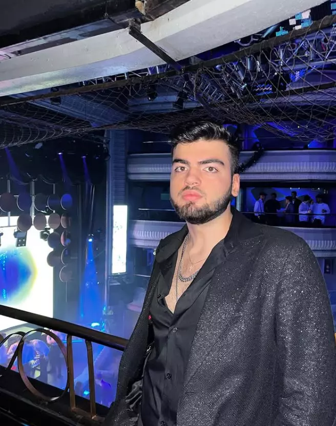 Alex Bădulescu, fiul Ralucăi Bădulescu (7)