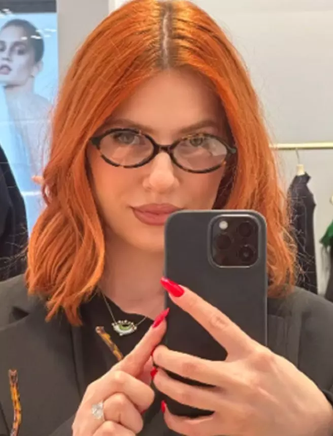 lidia-buble-va-purta-ochelari-1