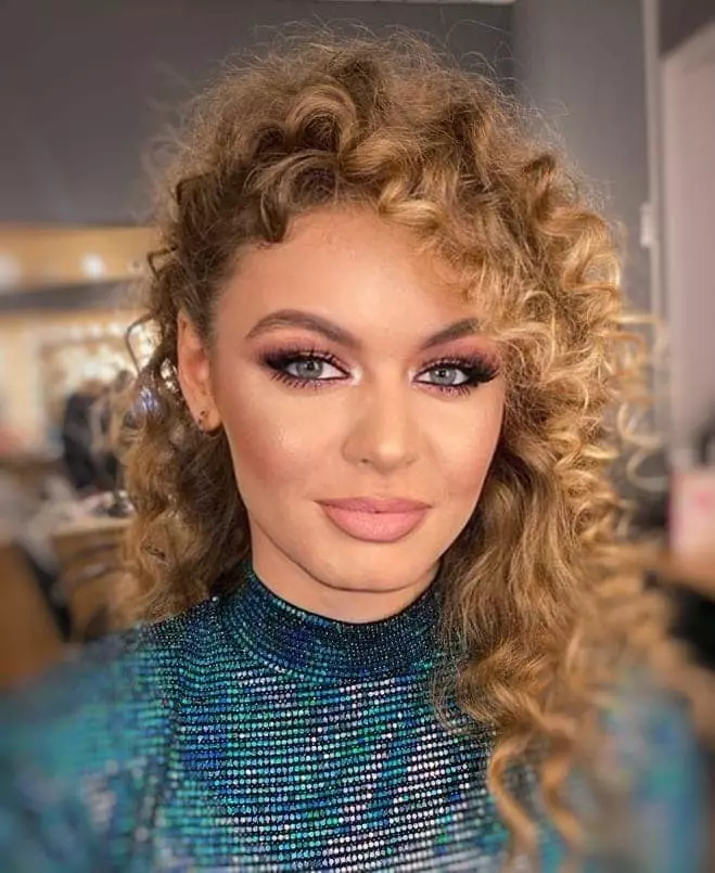 melisa-antonesi-finalista-vocea-romaniei-2