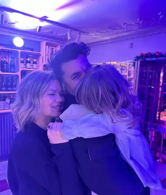 Josephine, fiica lui Smiley și a Ginei Pistol