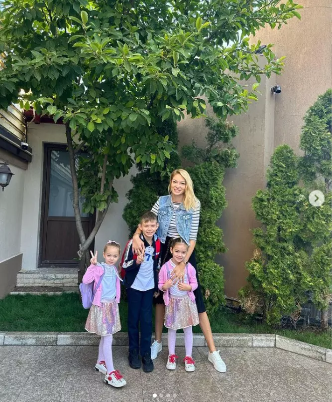 valentina-pelinel-copii-cristi-borcea