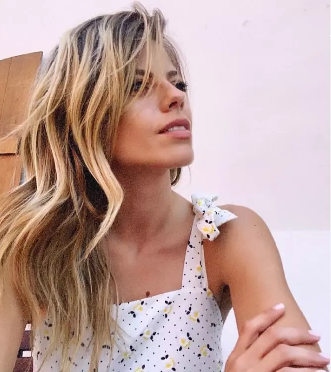 roxana-hulpe-a-slabit-dupa-ce-a-nascut-1