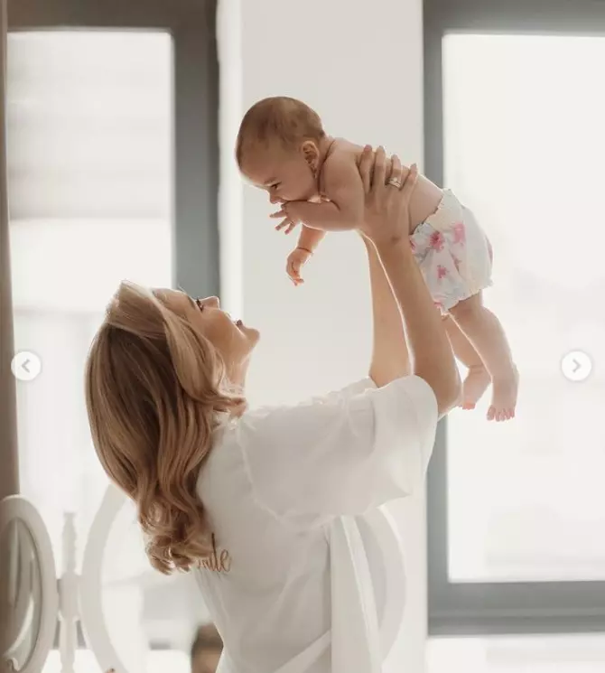 emily-burghelea-s-a-casatorit-5