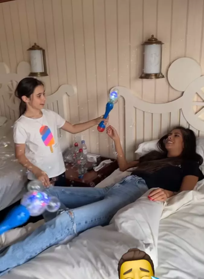 pepe vacanta cu fiicele si noua iubita (3)