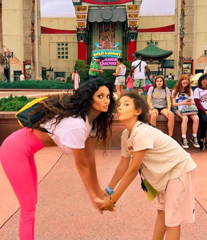 Claudia Pavel și fiul ei (3)