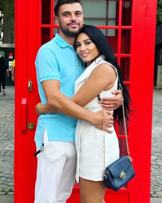 Marius Elisei și iubita sa