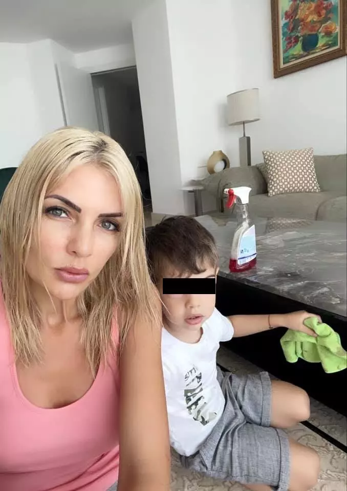 Laura Vicol - imagini casă (5)