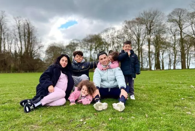 cristiano-ronaldo-familie