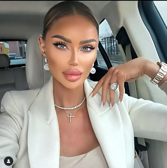 bianca-dragusanu-emisiune-online