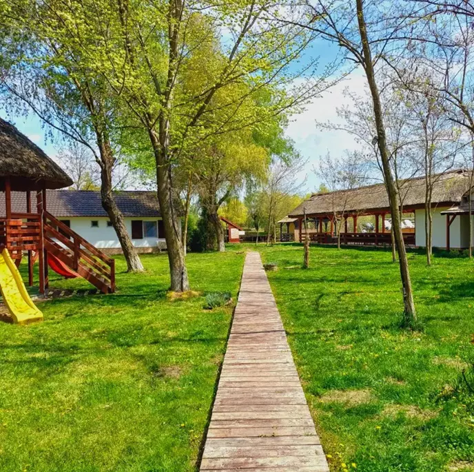 Insula Nada Apelor din Delta Dunarii a fost scoasa la vanzare (9)