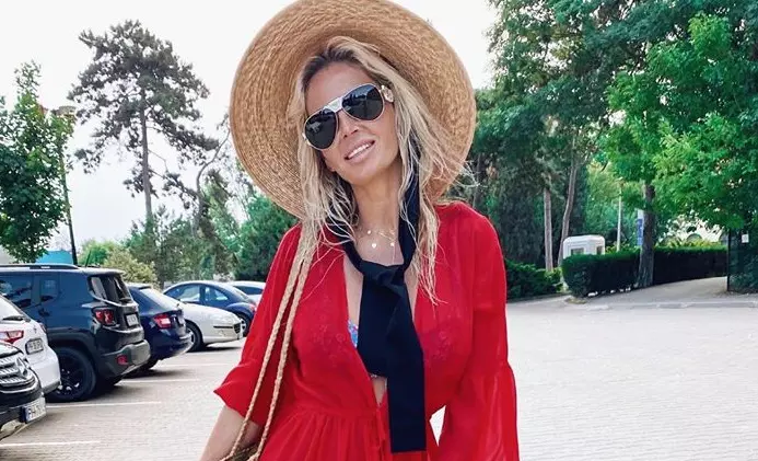 107512753_10157900775779753_5001590555361927543_o