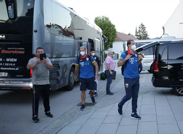 Naționala României a aajuns la Klagenfurt FOTO: FRF