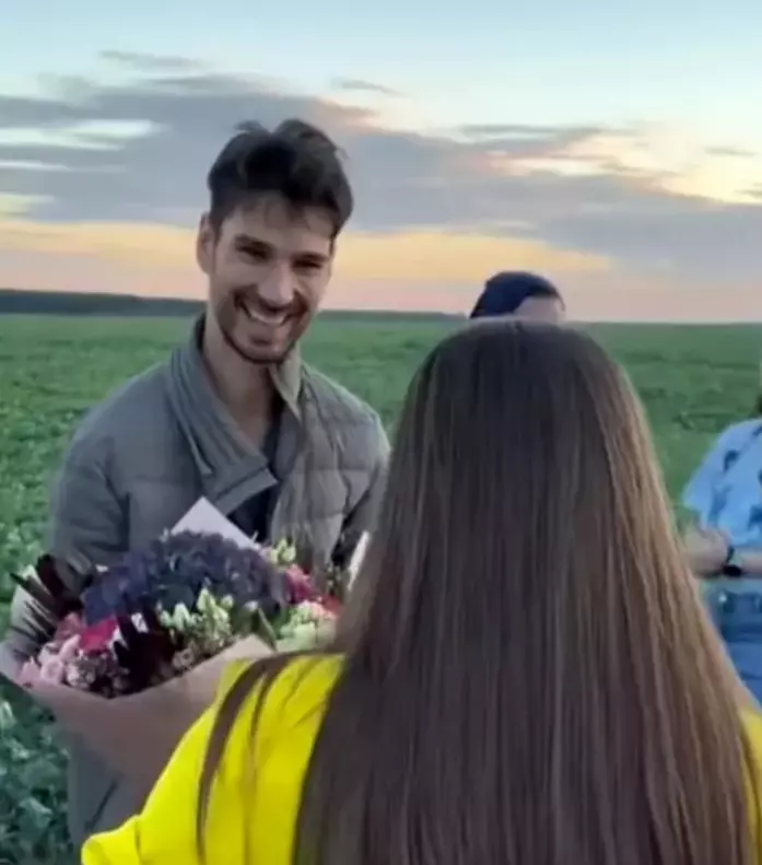 theo-rose-insarcinata-anghel-damian-4