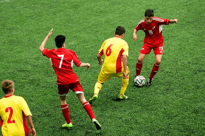 VIDEO & FOTO / Generaţia lui Ianis Hagi s-a calificat la ...