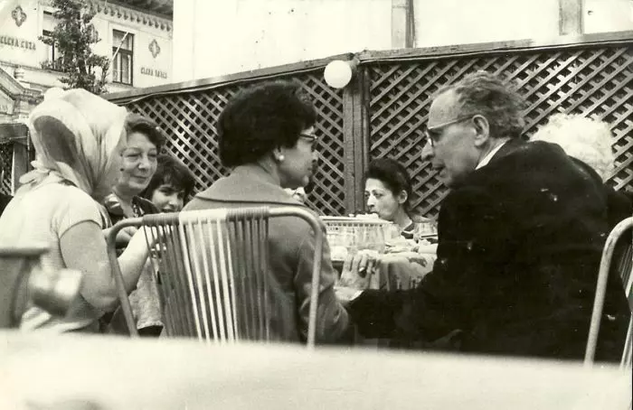 sidonia cu prietenii