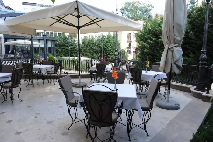 Terasa - Hotel Epoque Bucuresti