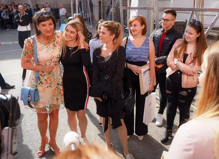 Carmen-Iohannis-prima-zi-de-scoala