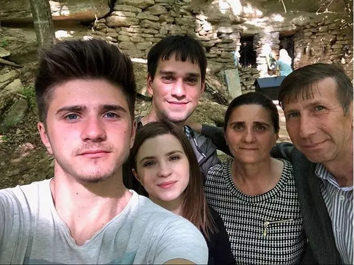 cristina ciobanasu si mama biologica