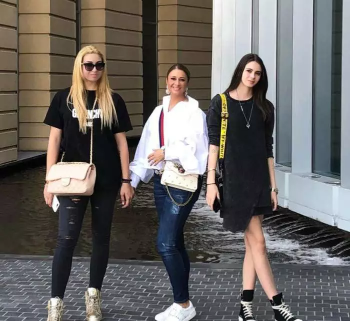 anamaria-prodan-si-rebecca-3