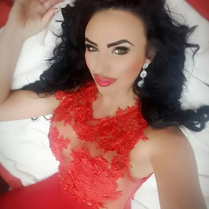 Violeta Varga2