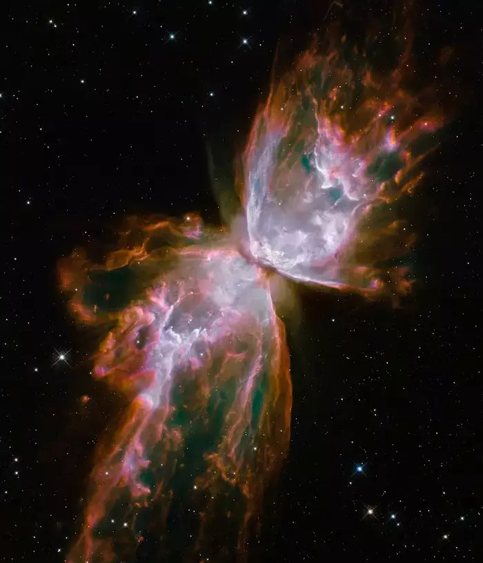 Nebuloasa Butterfly din constelația Scorpius