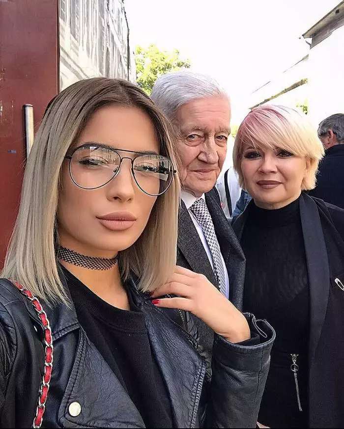catinca-roman-si-fiica-ei-calina-4