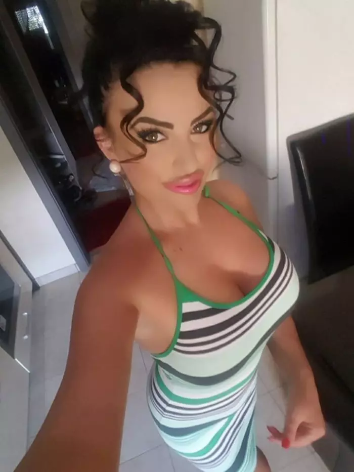 Violeta Varga11