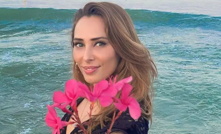 iulia-vantur1