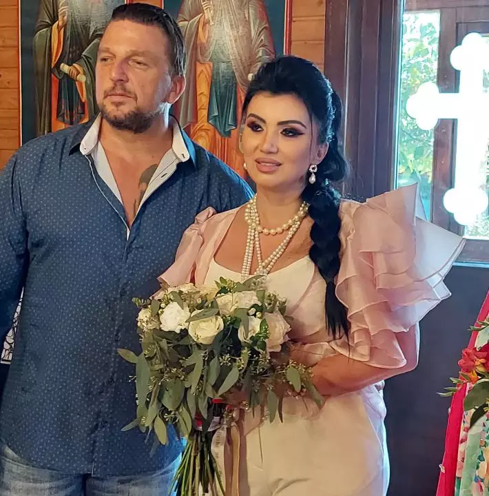 adriana-bahmuteanu-si-iubitul-2-1