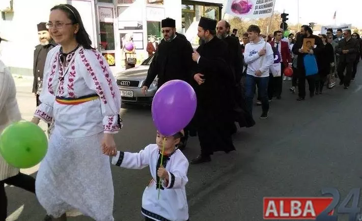 mars-pentru-viata-2017-alba-iulia___