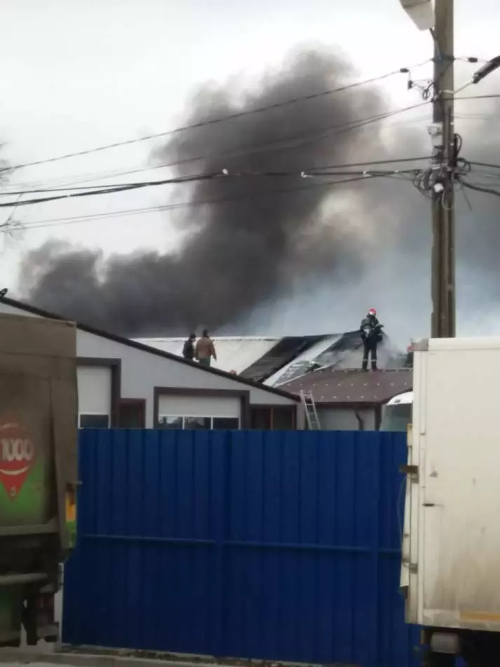 incendiu depozit anvelope-vopsea-braila