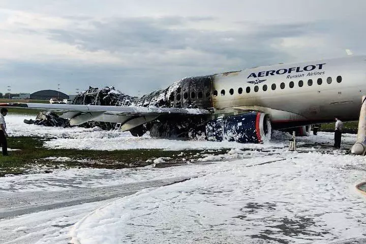 At least 41 people killed after Sukhoi Superjet 100 lands while on fire at Sheremetyevo Airport