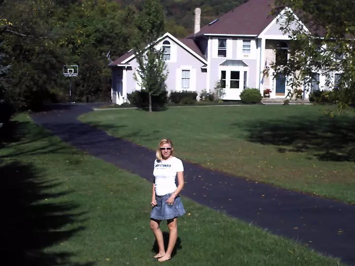 Nicoleta_Boca_Femeie găsită moartă în apartamentul ei din bulevardul 13 septembrie din București (1)