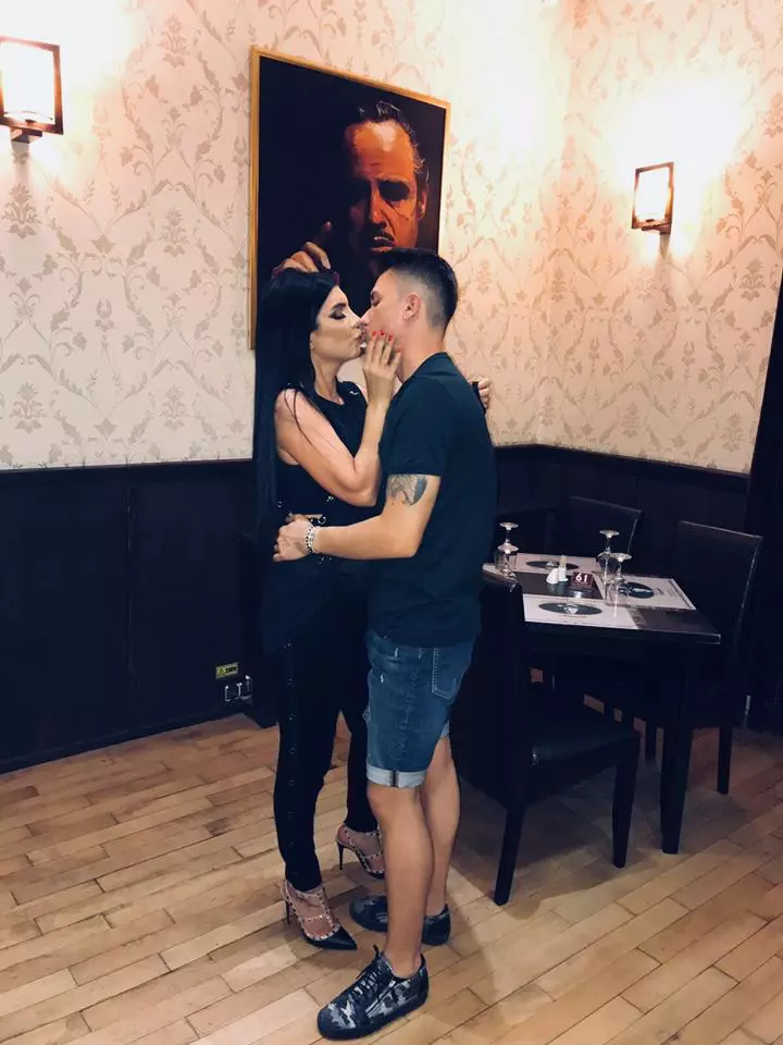 32222390_1740969232626609_7753481675220189184_n