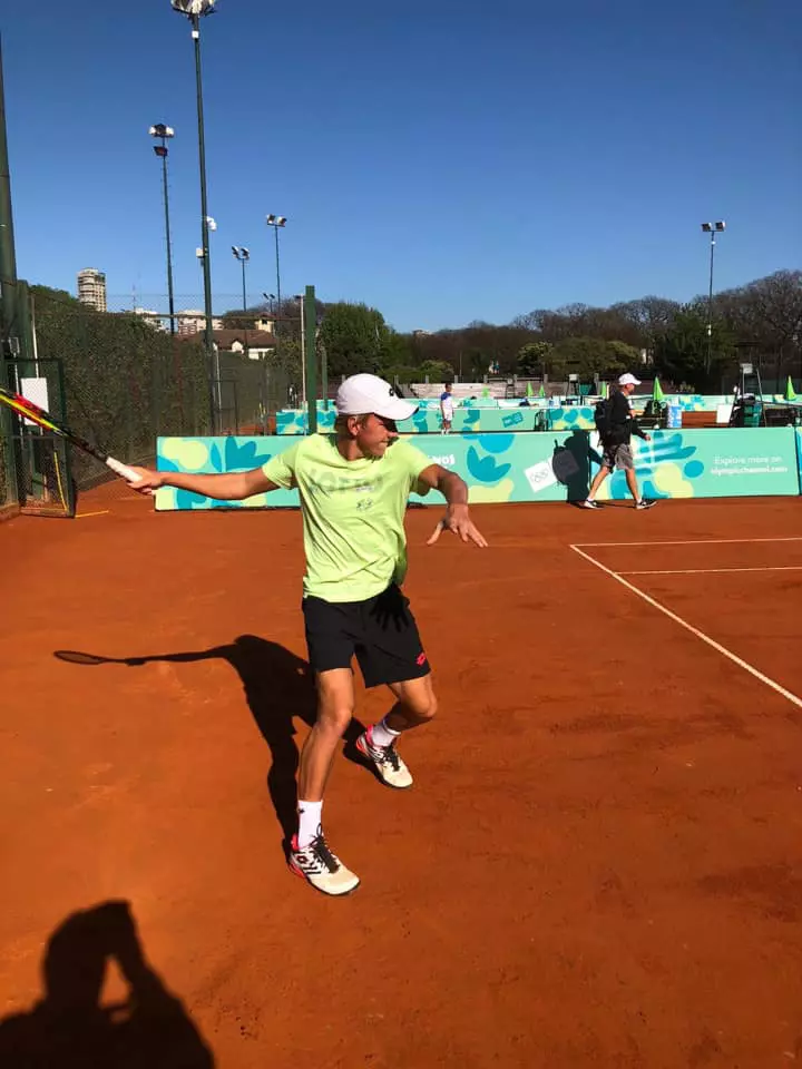 44240066_1904580746244742_7909722324771799040_n