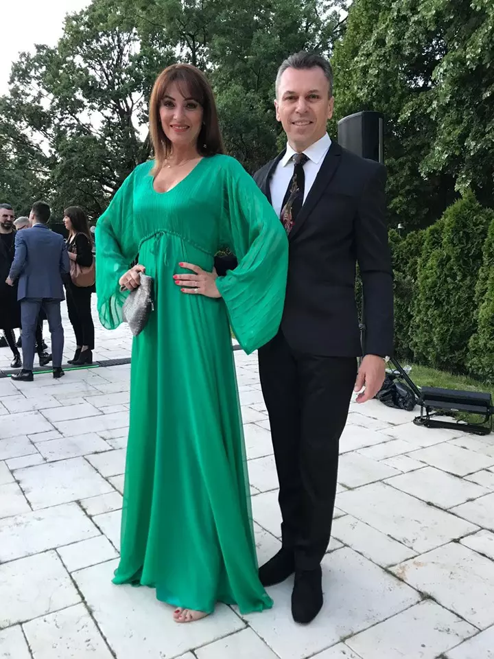 60791139_2415903391987811_1395637085825662976_n