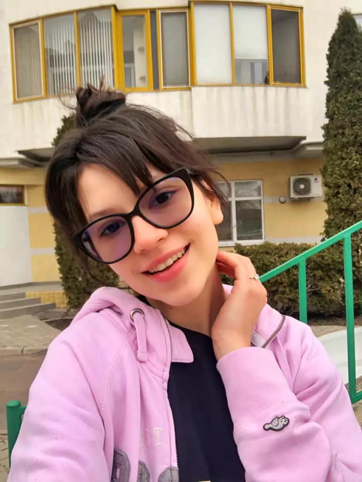 cleopatra stratan nu merge la facultate 2