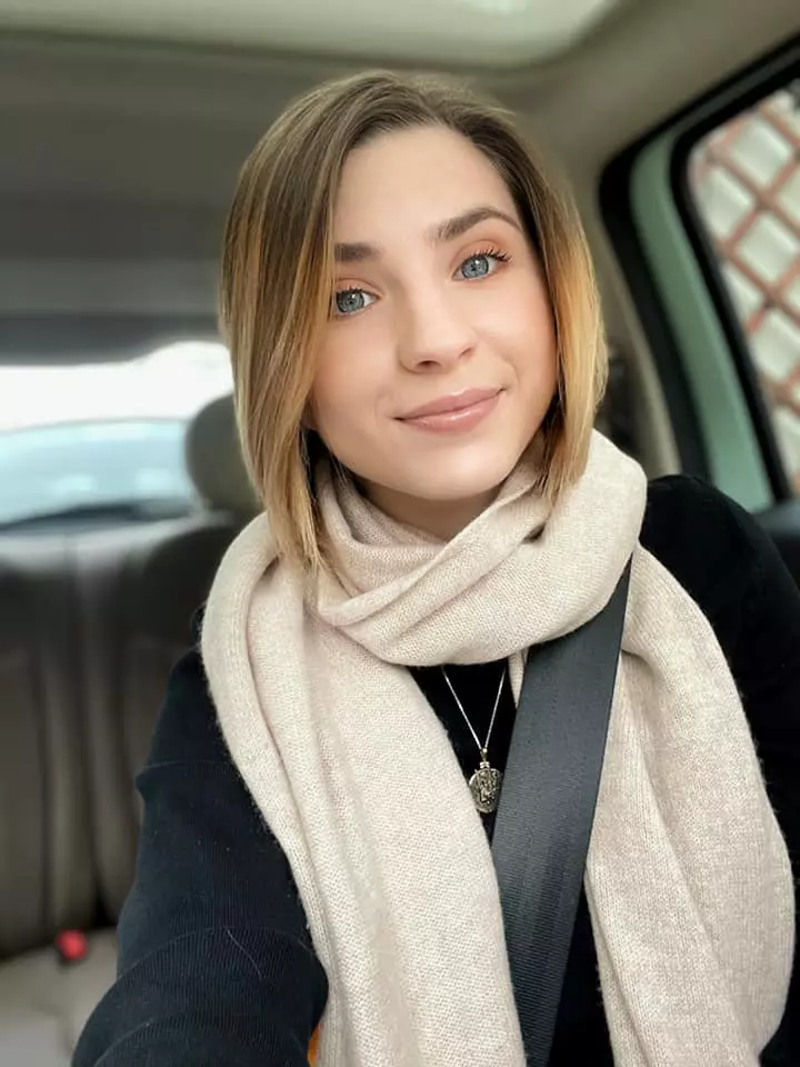 cristina ciobanasu merge la psiholog 2