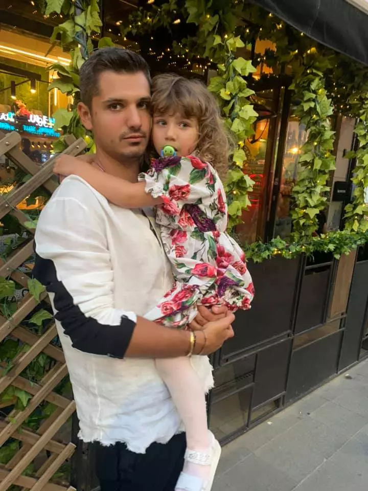 catalin tomata si fiica lui