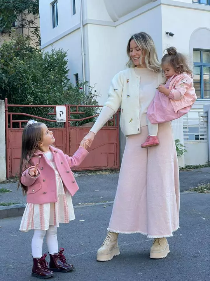 2441265894040816377534026233594549068767338n