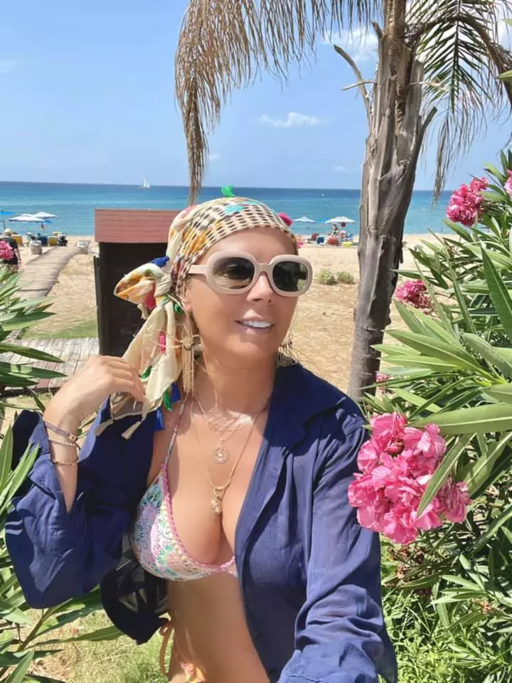 dana-savuica-costum-de-baie-6