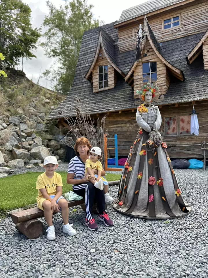 Roxana Vancea și copiii (4)