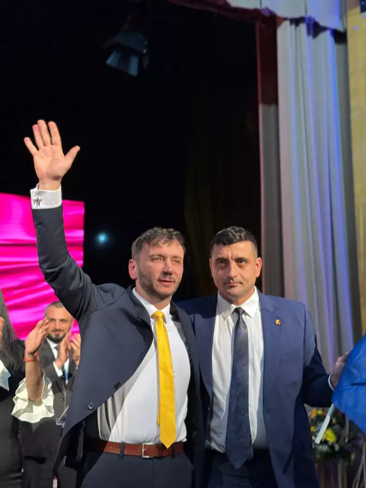 sot-cristina-spatar-vicentiu-mocanu-politica-7