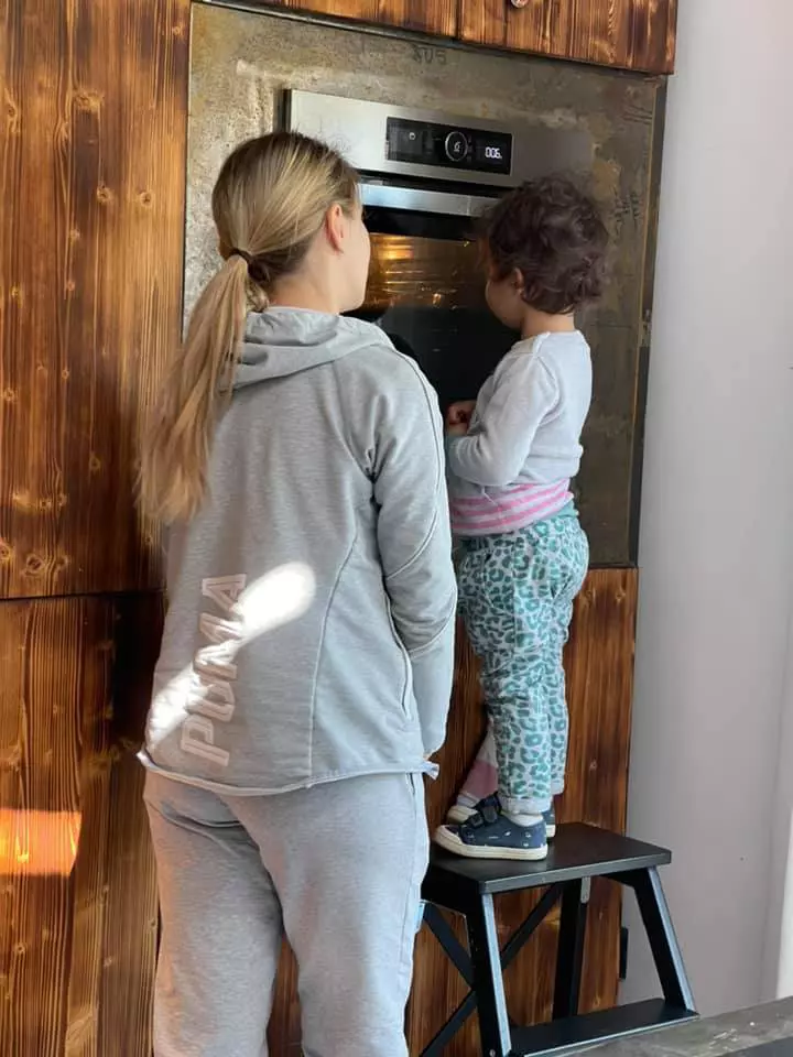 Andreea și Cabral Ibacka - imagini casă (8)