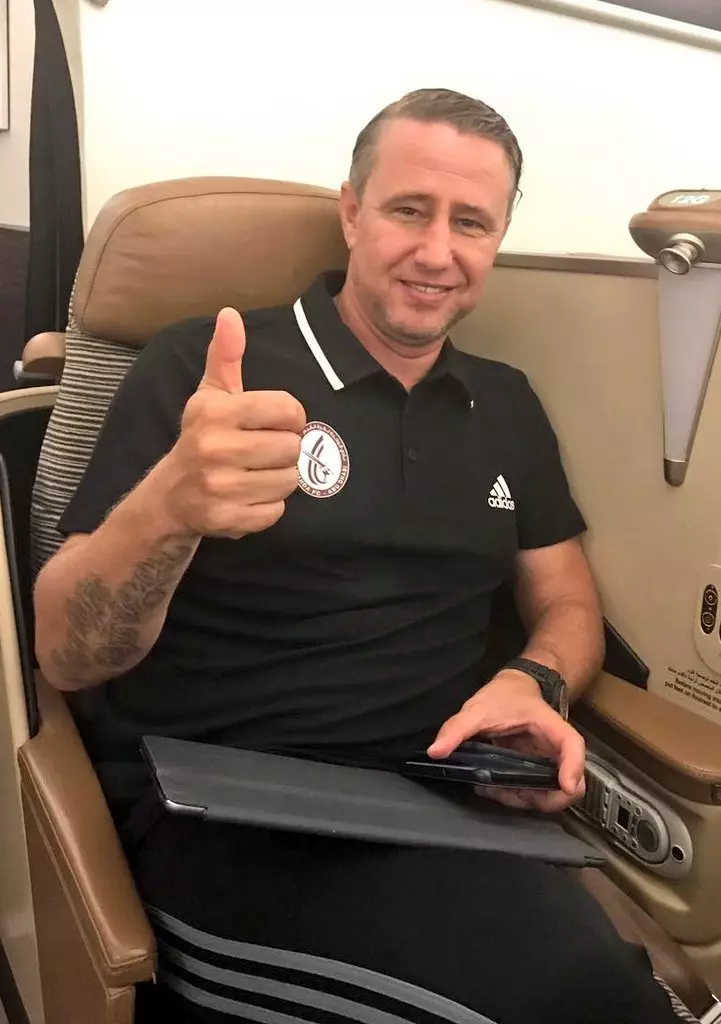 Laurențiu Reghecampf Al Wahda