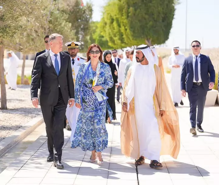 carmen-iohannis-esarfa-abu-dhabi-2-3