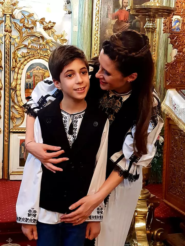 53088179_2061553287213035_1615188014336573440_n