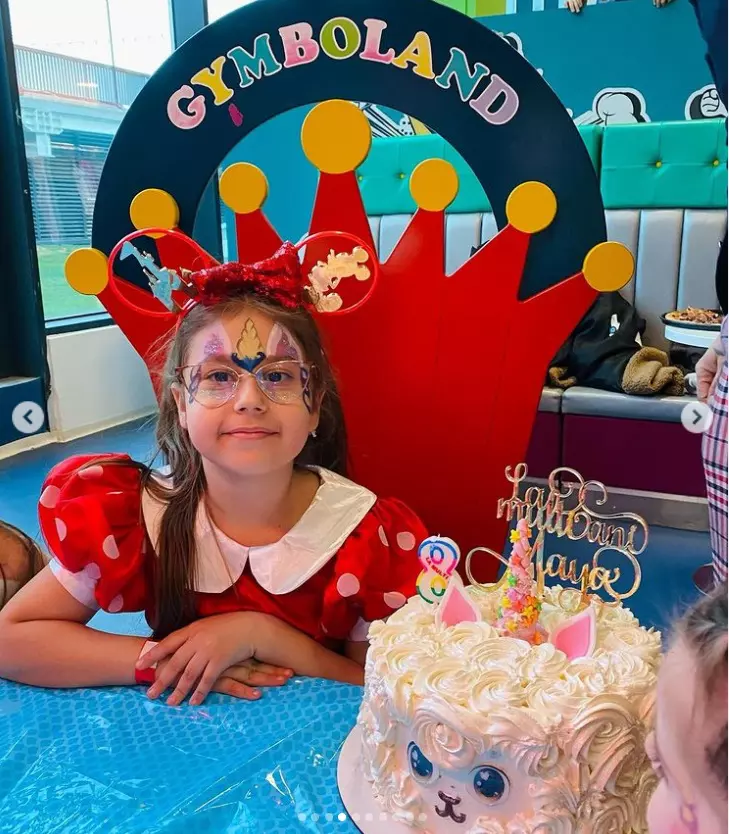 connect-r-si-misha-impreuna-petrecere-maya-4